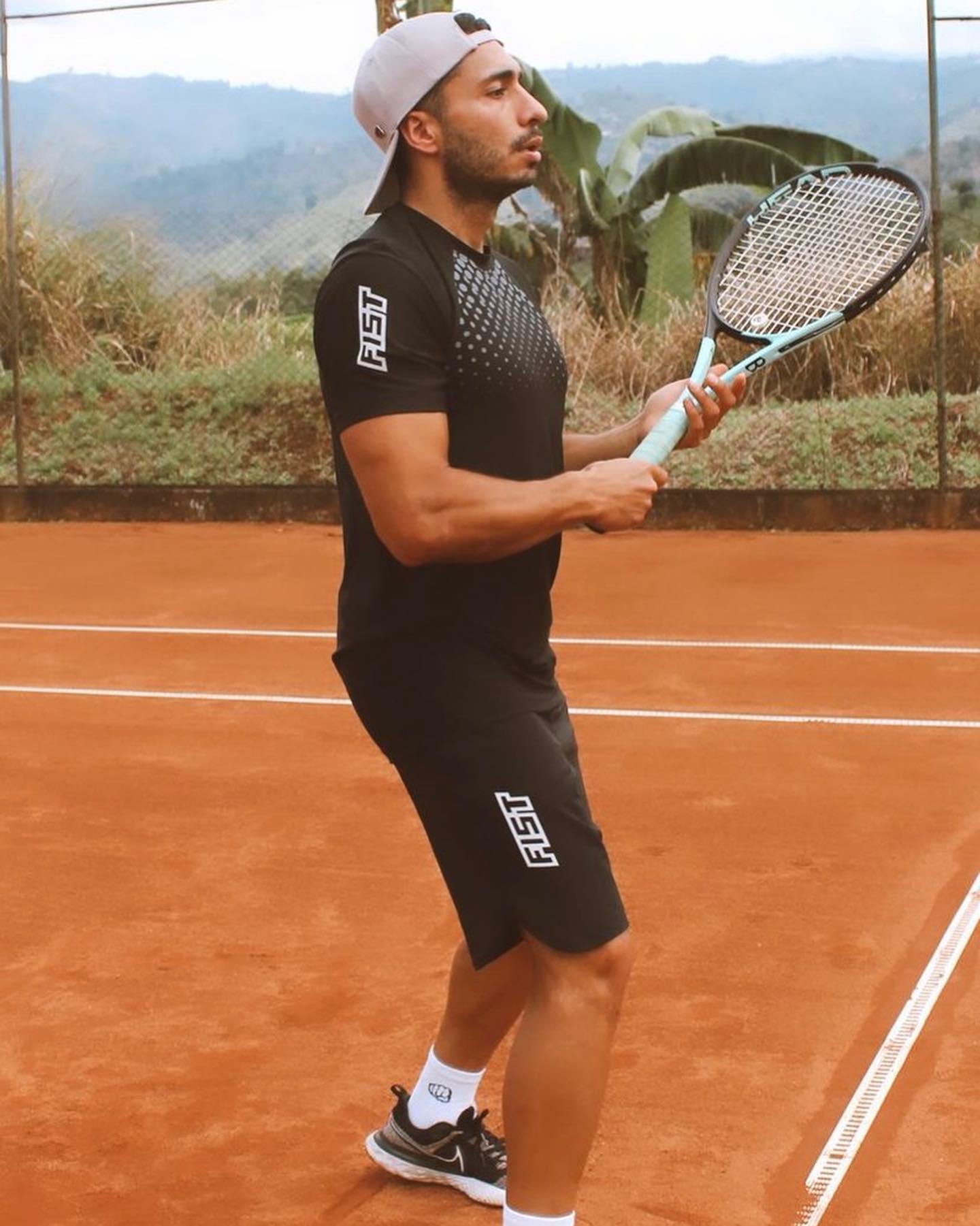 CAMISETA DEPORTIVA BOLD NEFRA