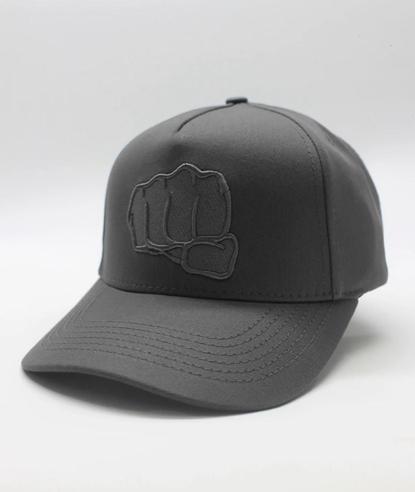GORRA FIST GRIS
