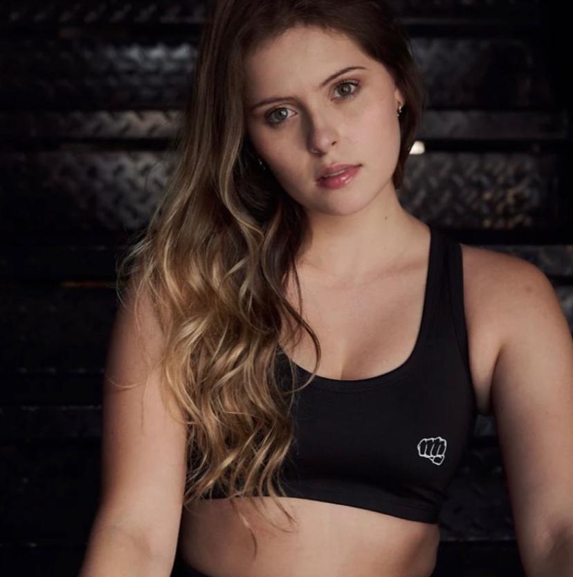 TOP DEPORTIVO FIST NEGO